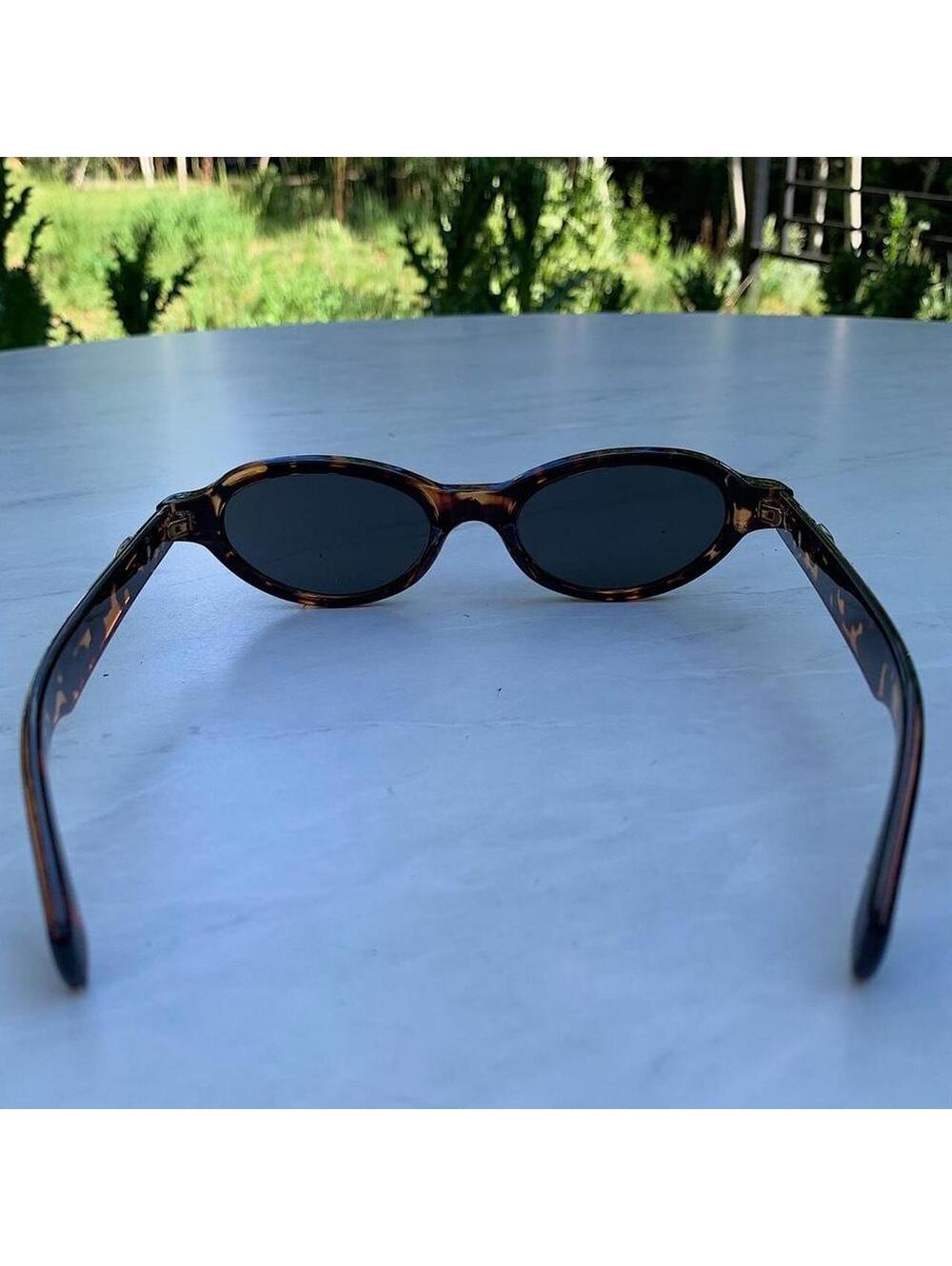 Cyber Star Vintage y2k style cheetah print oval sunglasses. Tinted oval Lenses - Picture 8 of 8